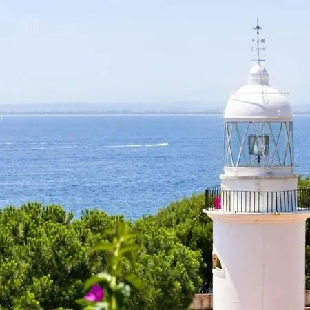 1020 Bonifaci I Bajo Izq, Solo Oira Olas Del Mar. Situacion Unica, Zona Muy Tranquila Edificio Pequeno Cerca Playa Y Rocas. Parking Privado Exterior. - Es-258-149 *