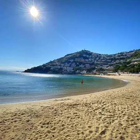 1020 Bonifaci I Bajo Izq, Solo Oira Olas Del Mar. Situacion Unica, Zona Muy Tranquila Edificio Pequeno Cerca Playa Y Rocas. Parking Privado Exterior. - Es-258-149 Roses