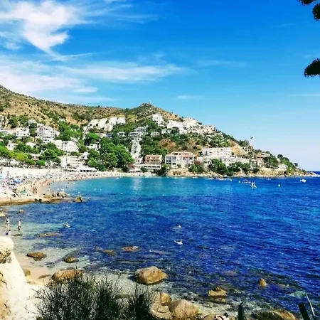 1020 Bonifaci I Bajo Izq, Solo Oira Olas Del Mar. Situacion Unica, Zona Muy Tranquila Edificio Pequeno Cerca Playa Y Rocas. Parking Privado Exterior. - Es-258-149 Apartment