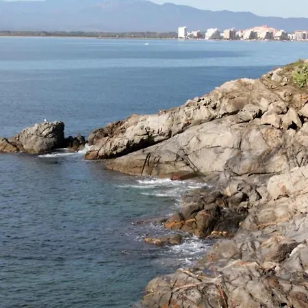 1020 Bonifaci I Bajo Izq, Solo Oira Olas Del Mar. Situacion Unica, Zona Muy Tranquila Edificio Pequeno Cerca Playa Y Rocas. Parking Privado Exterior. - Es-258-149 Roses