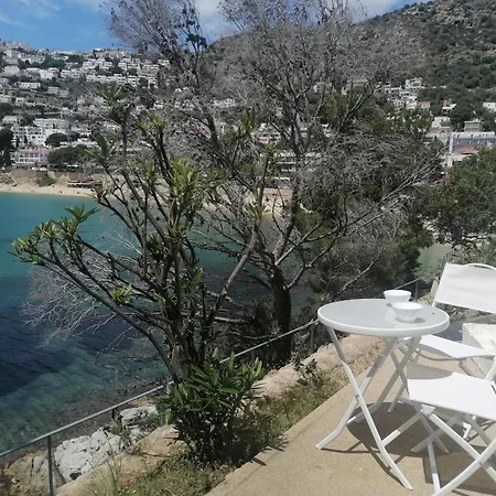 Apartment 1020 Bonifaci I Bajo Izq, Solo Oira Olas Del Mar. Situacion Unica, Zona Muy Tranquila Edificio Pequeno Cerca Playa Y Rocas. Parking Privado Exterior. - Es-258-149 *